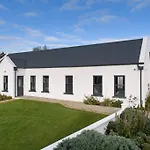 Red Sheds Portarlington فيلة Ballymorris
