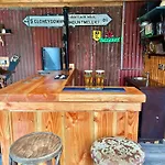 Red Sheds Portarlington فيلة