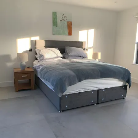 Red Sheds Portarlington فيلة *