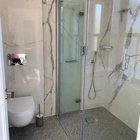 Villa Red Sheds Portarlington *