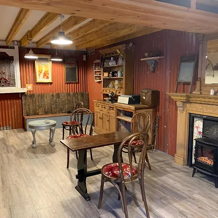 Red Sheds Portarlington * Ballymorris