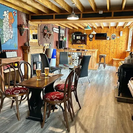 Villa Red Sheds Portarlington