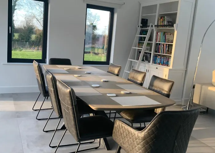 Red Sheds Portarlington Villa Ballymorris