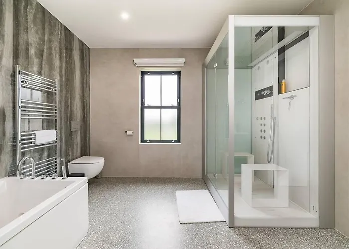 Red Sheds Portarlington Villa *