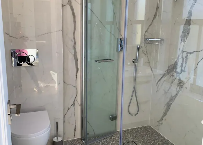 Villa Red Sheds Portarlington *